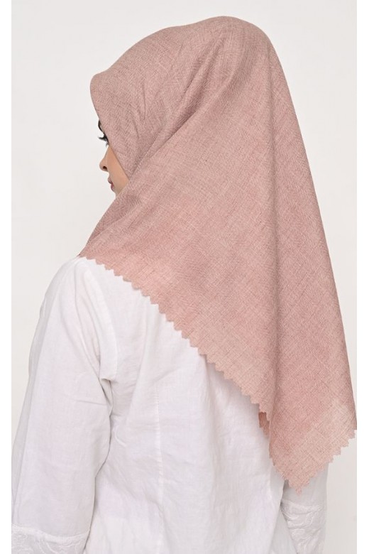 Hijab Segi 4 Voal Zaffron Lasercut Stupa Rosybrown